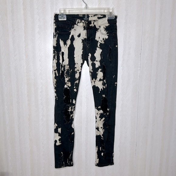 💙 JUST BLACK Womens Jeans black bleach wash Tie Dye Mid Rise Denim Distressed - Picture 2 of 8